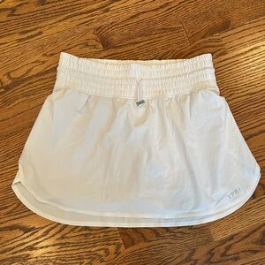 Abercrombie (YPB) White Mini Skirt